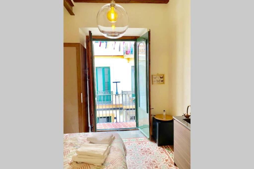 Cozy Studio With Balcony In The Best Place Leilighet Sitges Eksteriør bilde