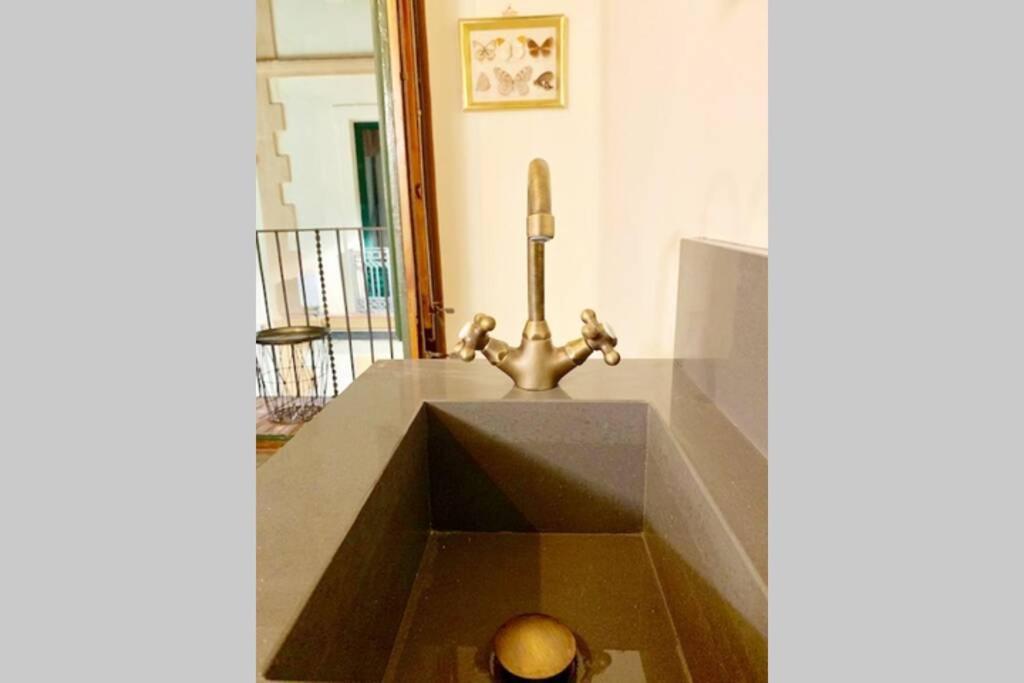 Cozy Studio With Balcony In The Best Place Leilighet Sitges Eksteriør bilde